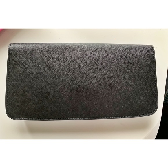 Tory Burch Diana Flap Clutch - Picture 3 of 4